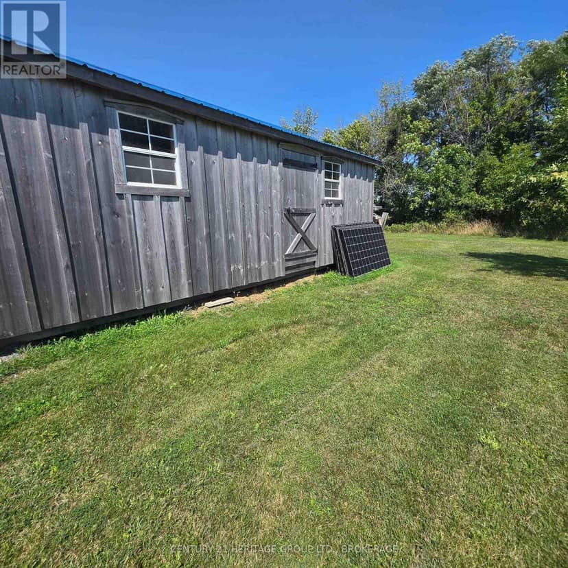 648 Third Line Road — photo 37 of 40