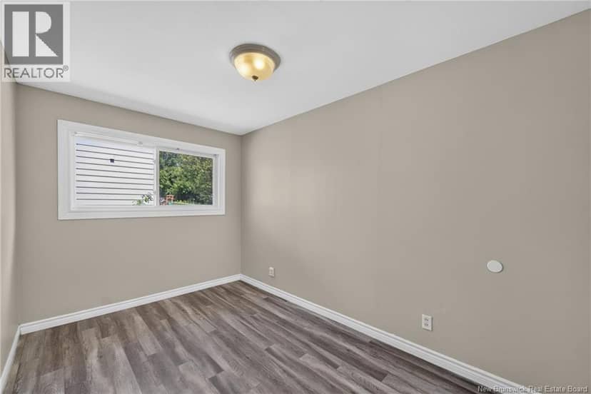 89 Douglas Avenue — photo 23 of 40