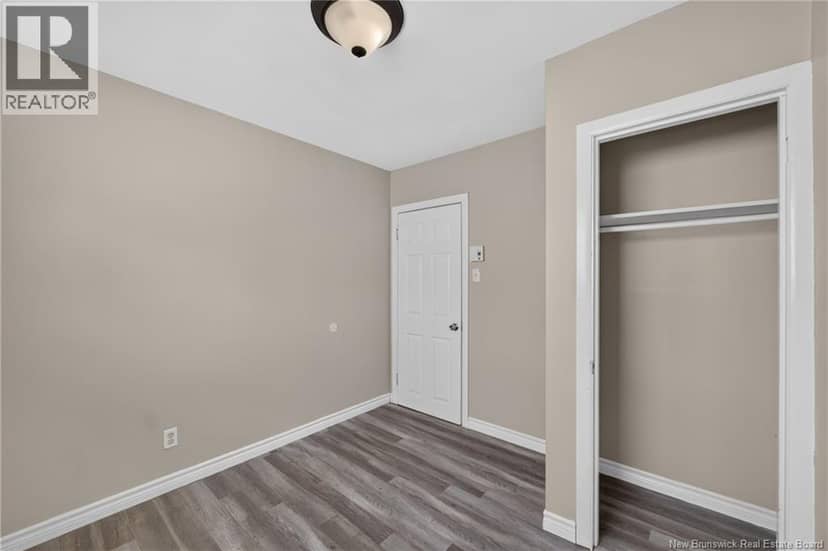 89 Douglas Avenue — photo 20 of 40
