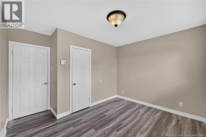 89 Douglas Avenue — photo 22 of 40