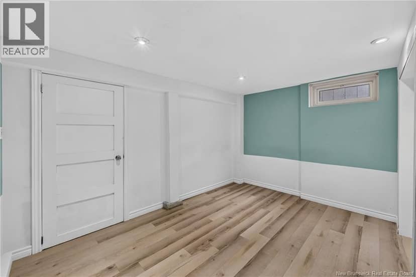 89 Douglas Avenue — photo 35 of 40