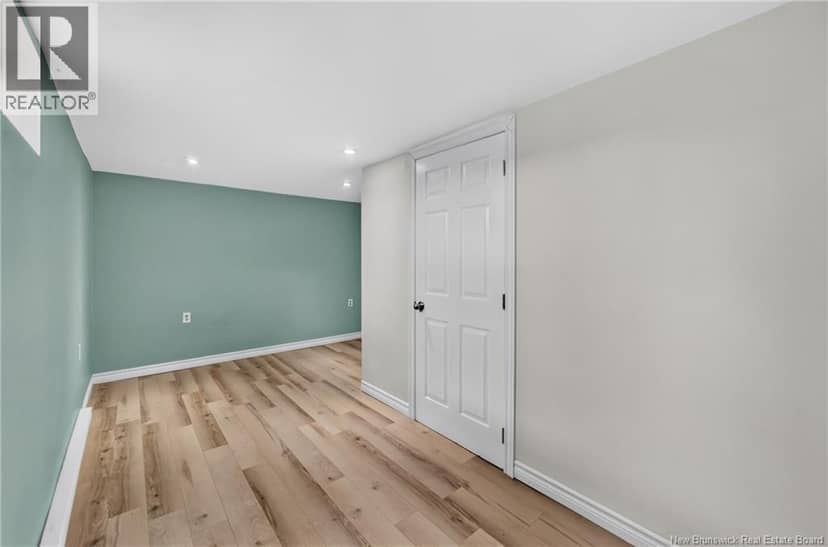 89 Douglas Avenue — photo 39 of 40