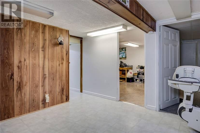 102 Ash Street — photo 17 of 20