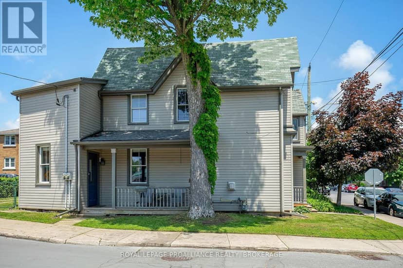 300 Sydenham Street — photo 2 of 35