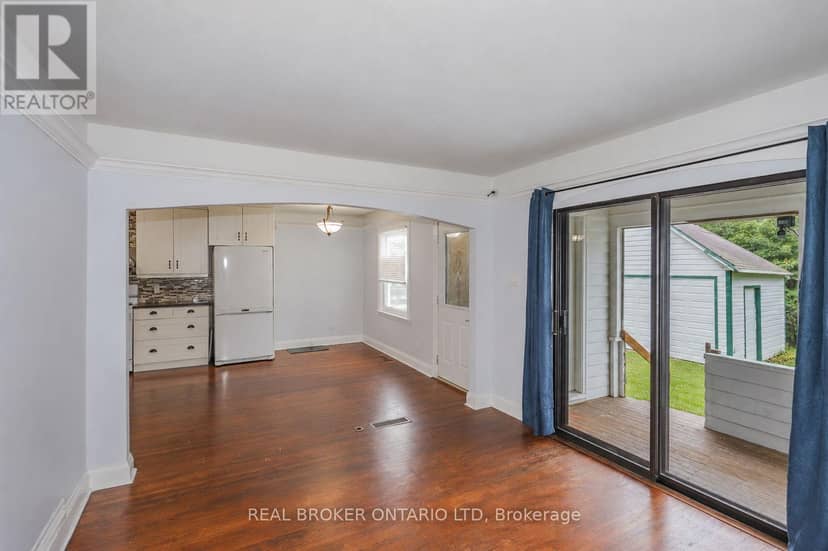 153 Hale Street — photo 9 of 28