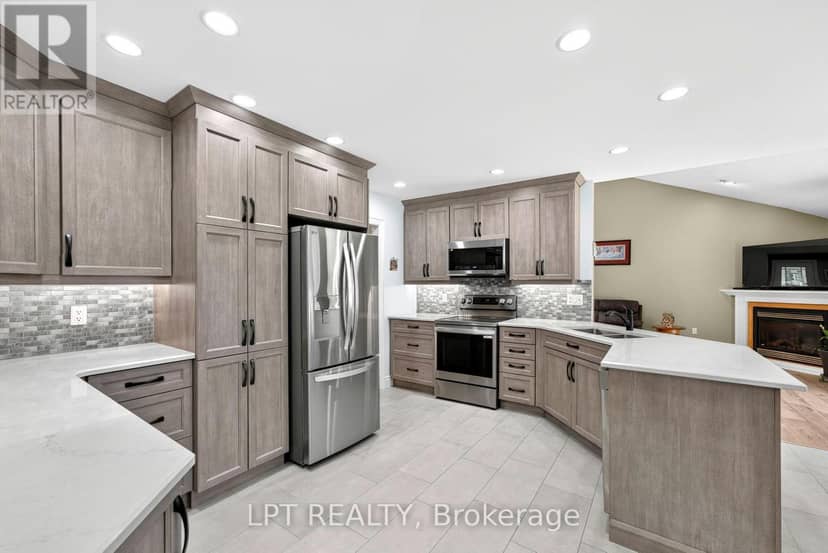 10011 Jenna Road — photo 15 of 40