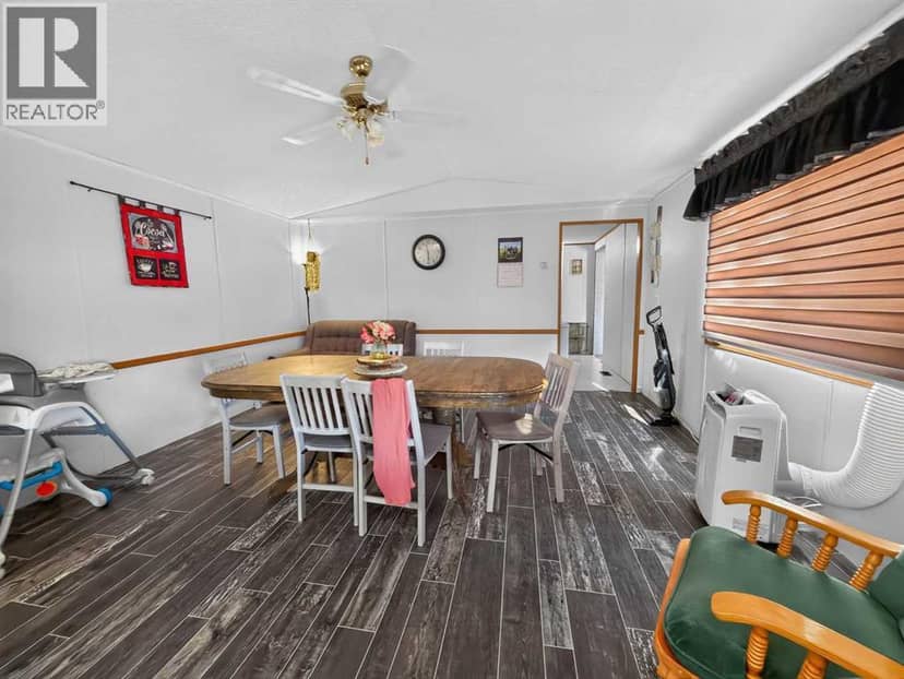 104203 Range Road 170 — photo 24 of 33