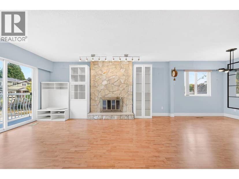 3060 EUCLID AVENUE, Vancouver, photo 2