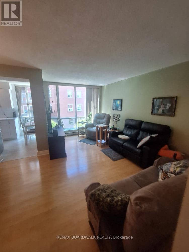 206 - 330 Centrum Boulevard, Ottawa, photo 8