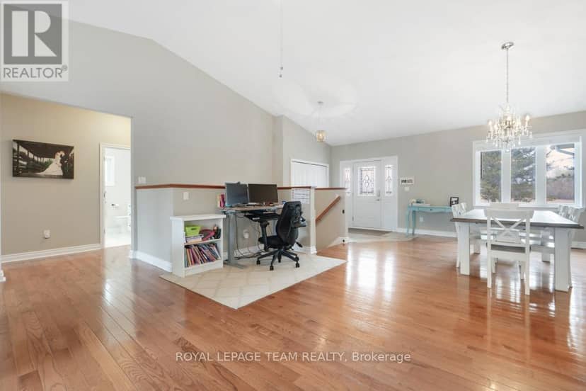 986 South Gower Drive — photo 8 of 37