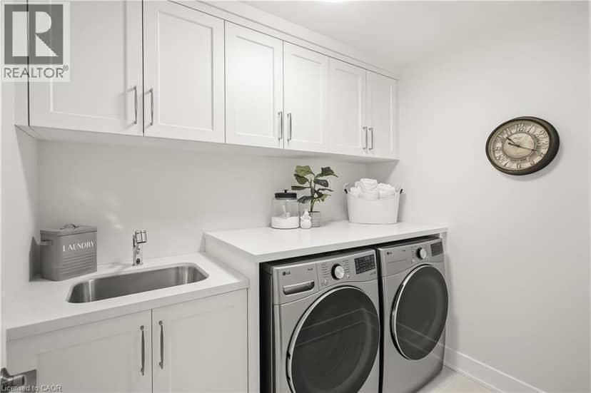 4 MERITAGE Lane — photo 23 of 40