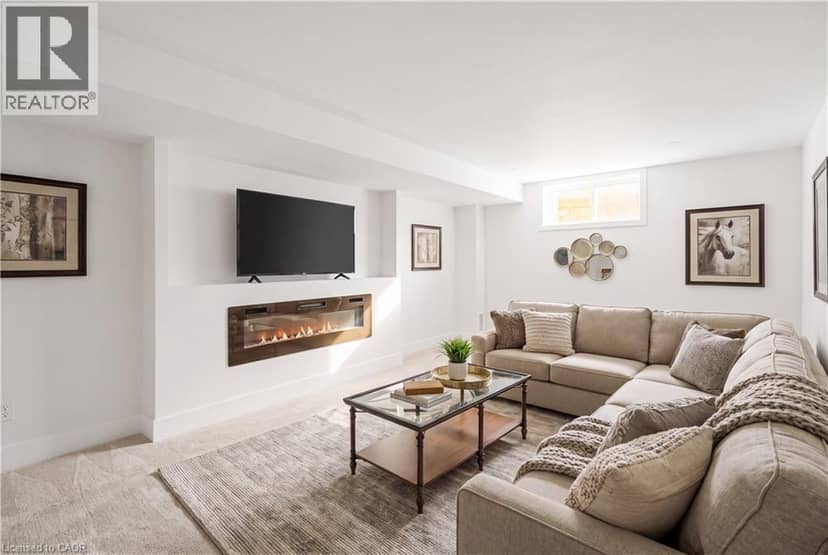 4 MERITAGE Lane — photo 33 of 40