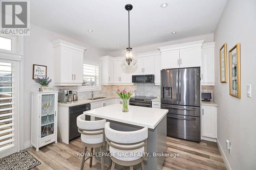 3806 Ryan Avenue — photo 15 of 40