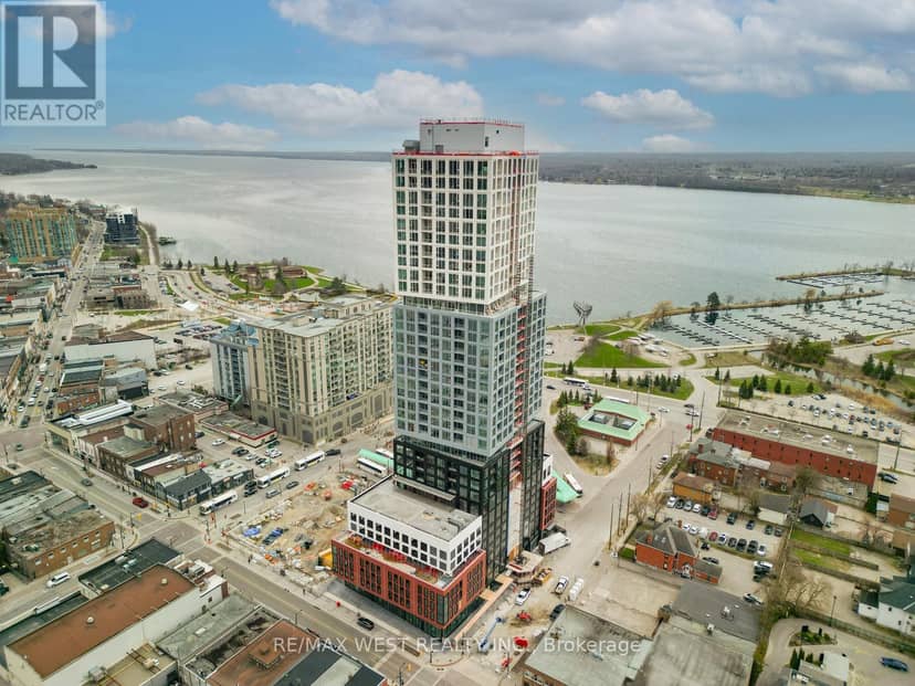 1210 - 39 Mary Street — photo 1 of 21