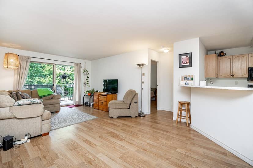 105 10743 139 STREET, Surrey, photo 4