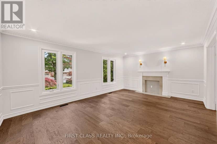 30 Ritter Crescent — photo 4 of 40