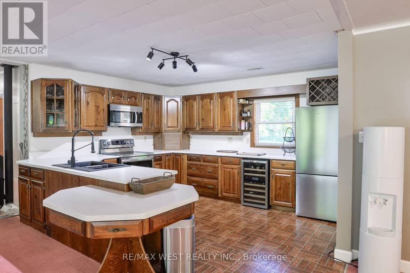 3587 Lauderdale Point Crescent — photo 7 of 26