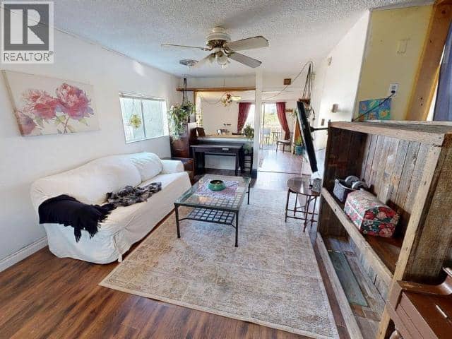 4474 JOYCE AVE, Powell River, photo 5