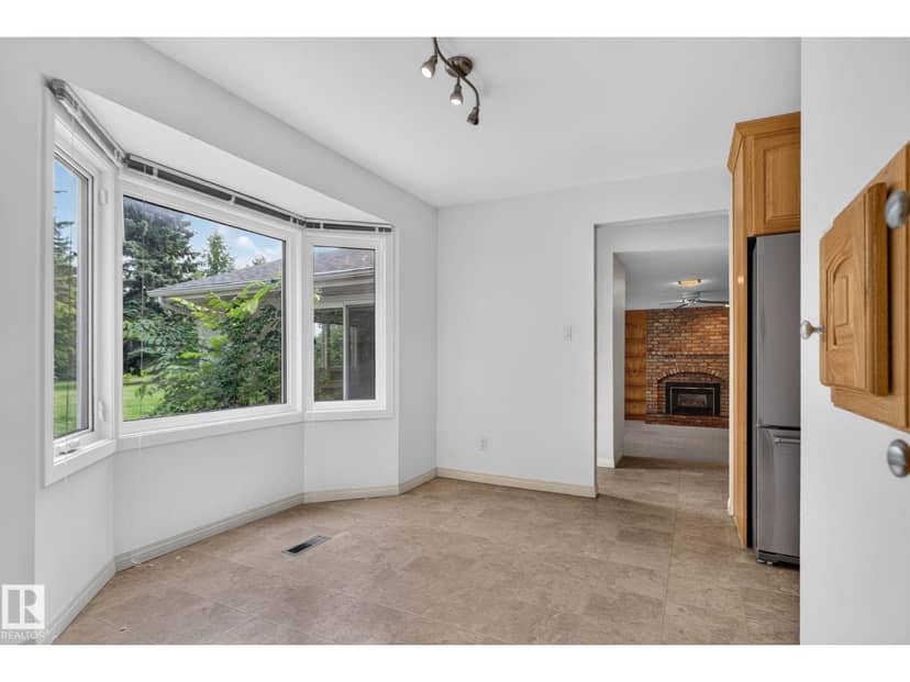 14703 58 Ave NW — photo 12 of 40