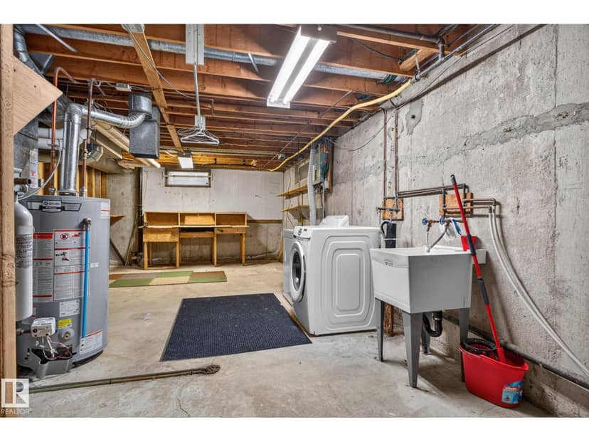 14703 58 Ave NW — photo 35 of 40