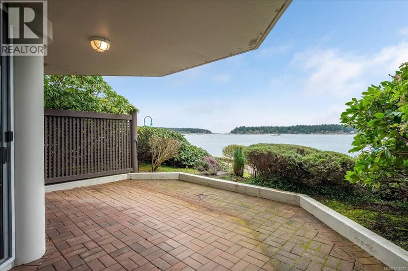 110 150 Promenade Dr, Nanaimo