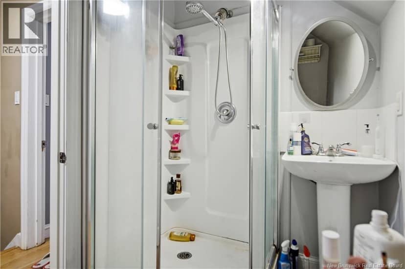 173 Maple Street — photo 8 of 29