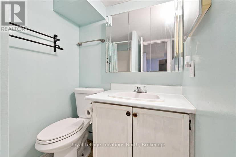 6 Royal Beech Drive — photo 27 of 38