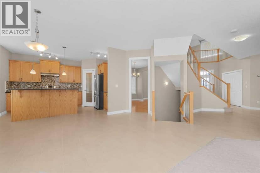 98 Canals Circle SW — photo 9 of 40
