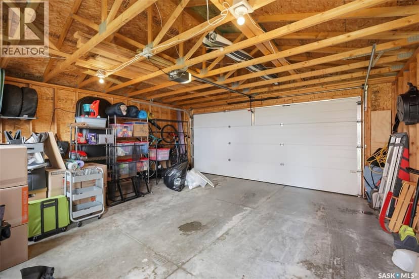 518 Klassen CRESCENT — photo 31 of 40