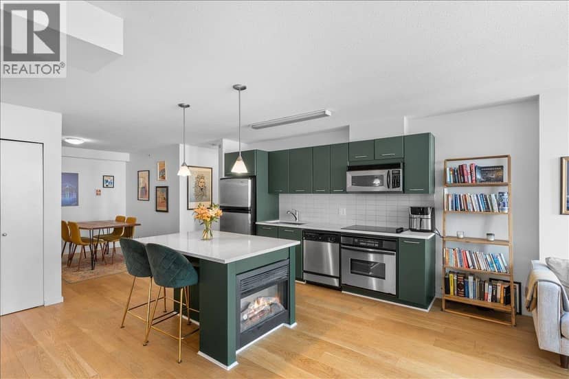 310 1155 Seymour Street, Vancouver, photo 2