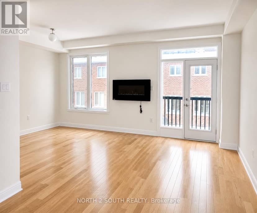 15 Gower Drive, Aurora, photo 3