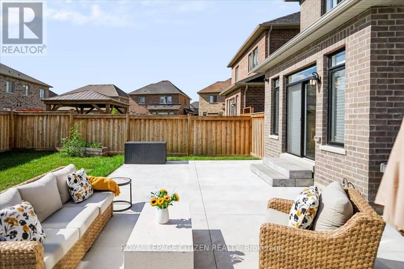 243 Ferragine Crescent — photo 36 of 40
