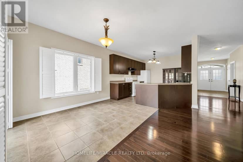57 Bronze Crescent — photo 12 of 40