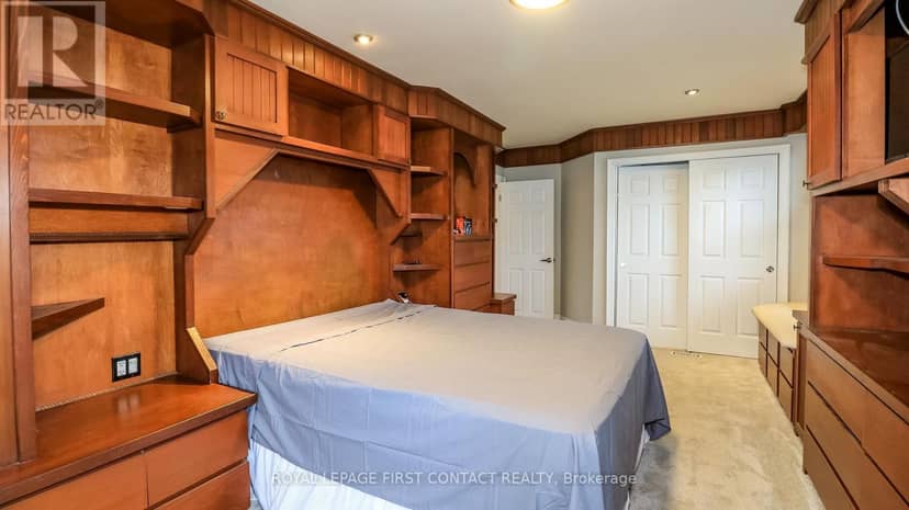 523 Lake Drive E — photo 27 of 39