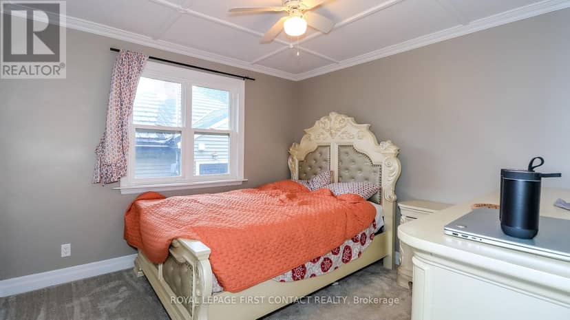 523 Lake Drive E — photo 28 of 39