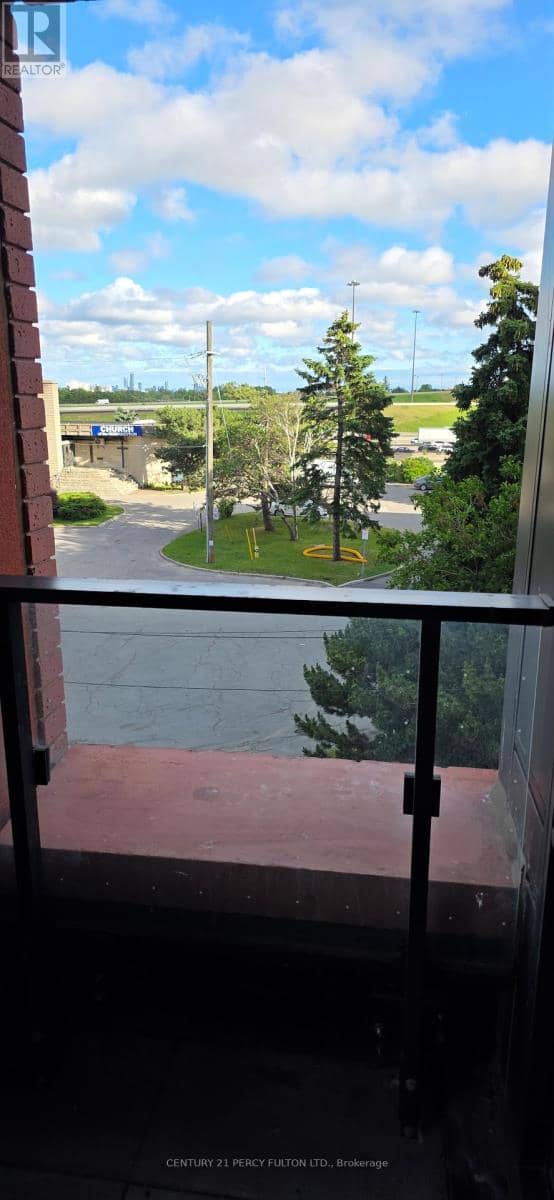 309 - 8 Tippett Road — photo 13 of 17