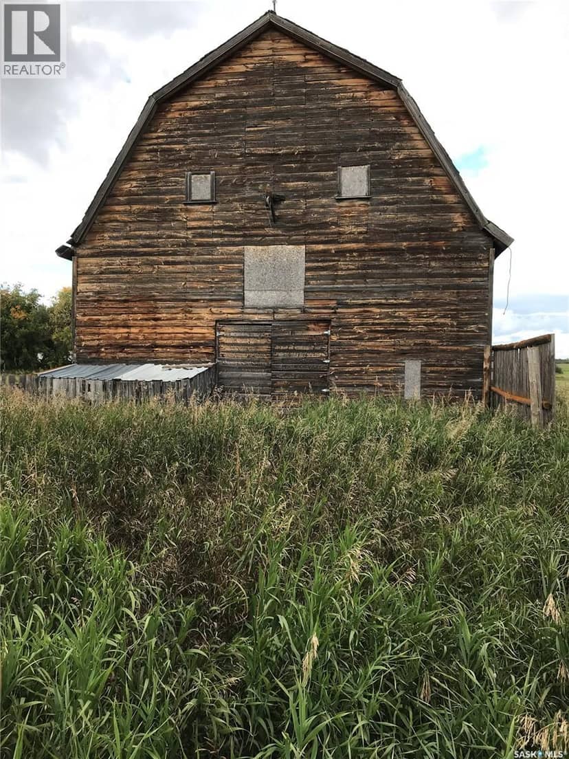 Turtleford Acreage. — photo 14 of 40