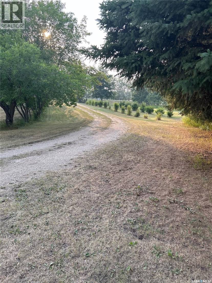 Turtleford Acreage. — photo 32 of 40