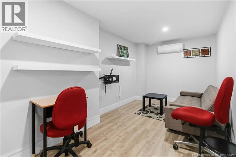 64 Satara Drive — photo 33 of 40