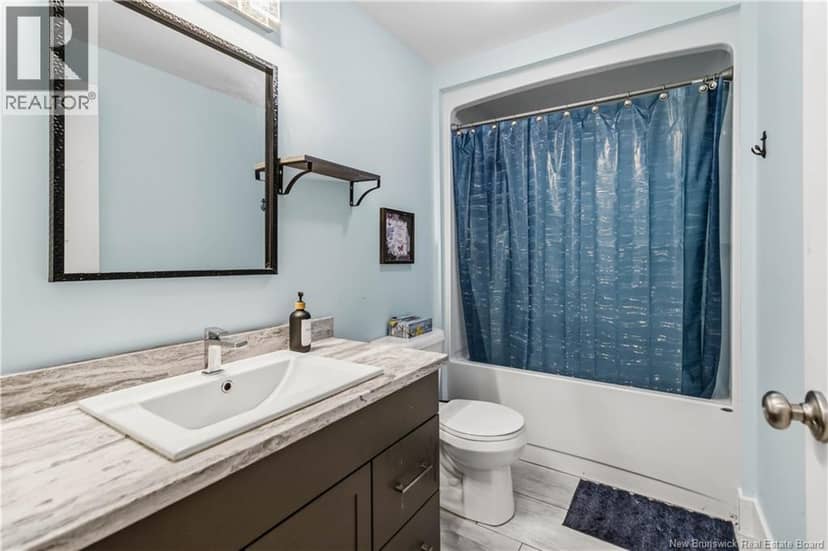 64 Satara Drive — photo 35 of 40