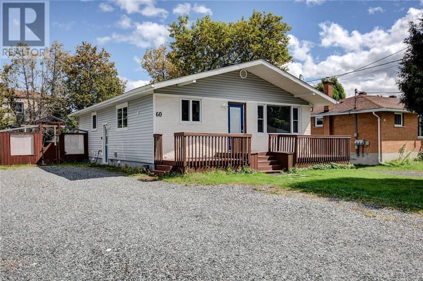 60 Charlotte, Chelmsford, photo 2