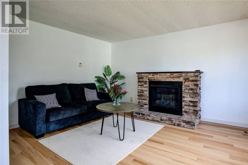 60 Charlotte, Chelmsford, photo 4