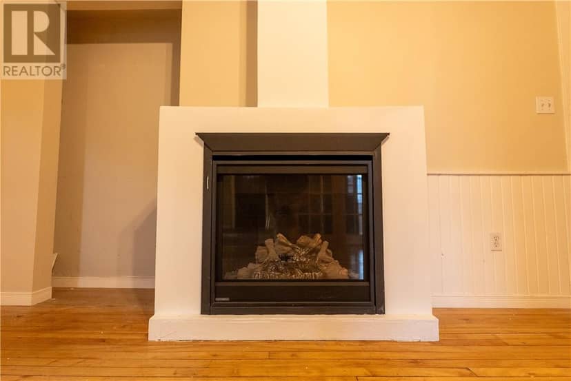216 Elm Street — photo 15 of 40