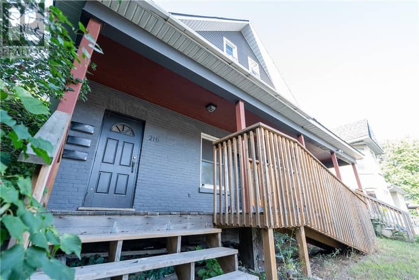 216 Elm Street — photo 4 of 40