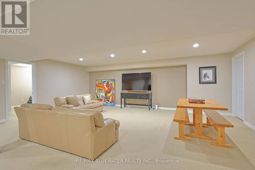 13 Oakwood Links Lane — photo 34 of 40