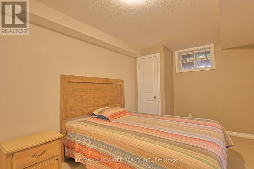 13 Oakwood Links Lane — photo 39 of 40