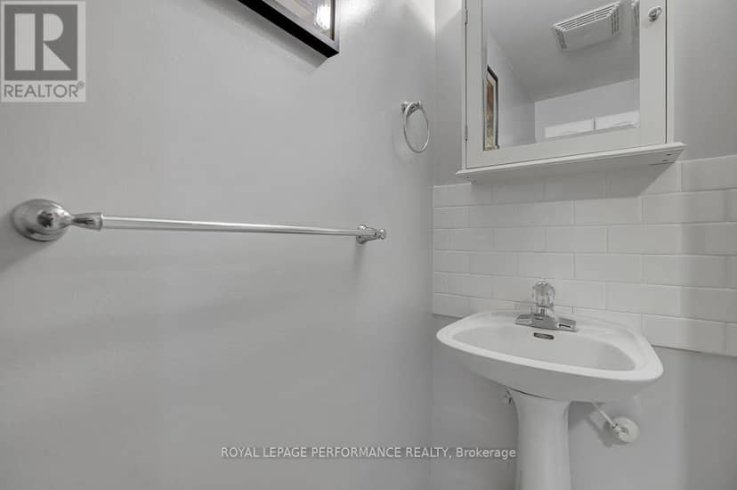 401D - 1 Columbus Avenue — photo 21 of 39