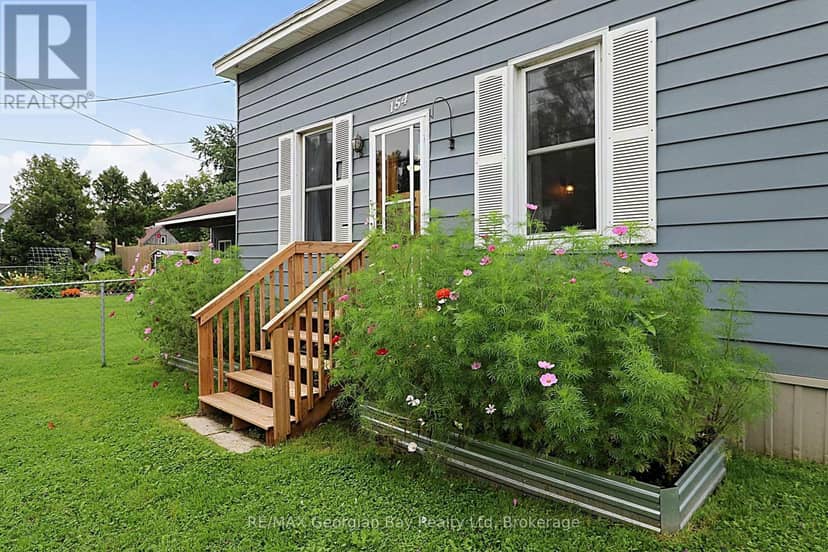 154 Robert Street W — photo 32 of 40