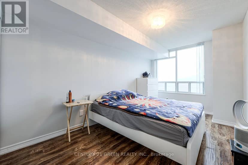 2623 - 68 Corporate Drive — photo 16 of 31