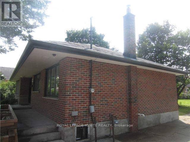 1770 Altona Road — photo 1 of 5